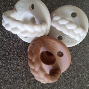 Itzy Ritzy Silicone Pacifiers for Newborn - Sweetie Soother Pacifiers